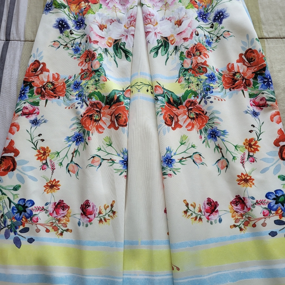 Asos Design Scuba Skirt with Mirrored Flower Print, VGUC, Size 12 - Picture 7 of 10